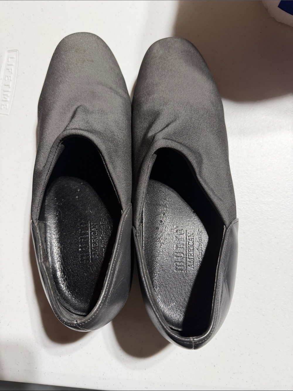 Munro Women's Black Slip-On Loafers